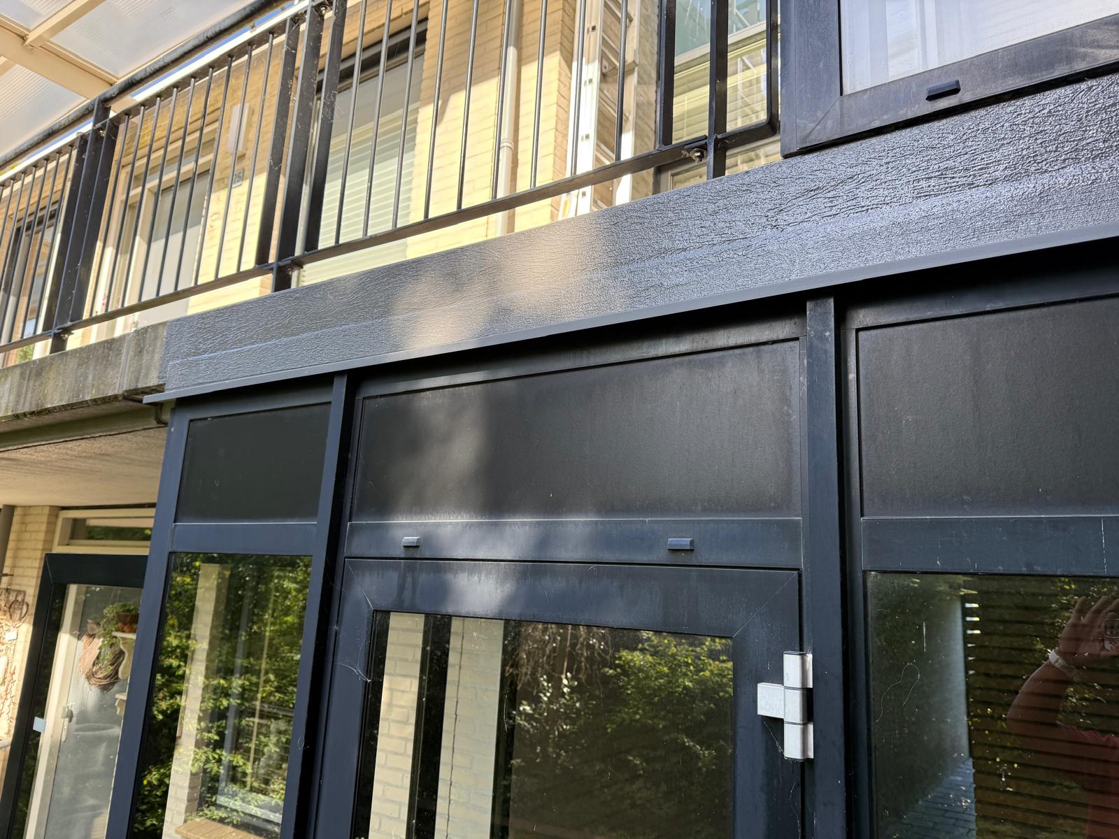 Afdichtingswerkzaamheden bij appartementencomplex Bennebroek