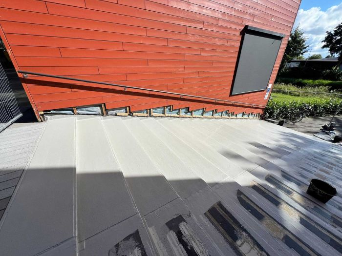 Antisliplaag op beloopbare delen van de trap