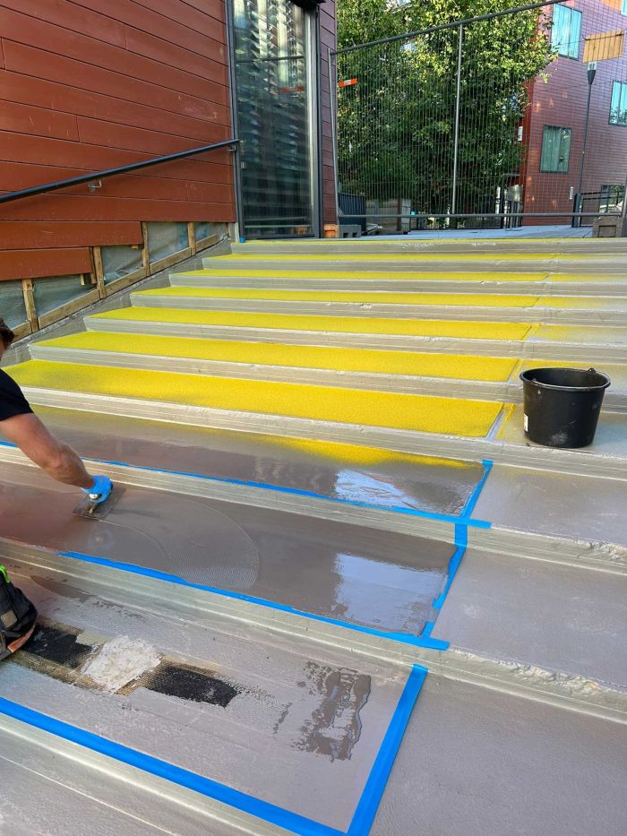 Waterdichte aansluiting met gevel in uitvoering